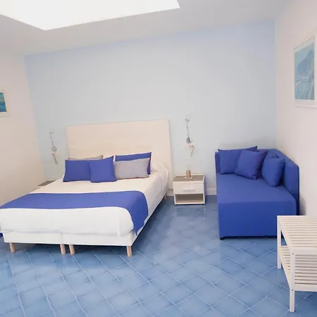 Domus Sole 4*