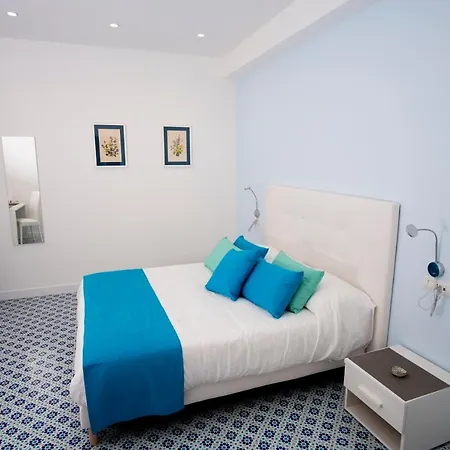 Domus Sole Bed and Breakfast