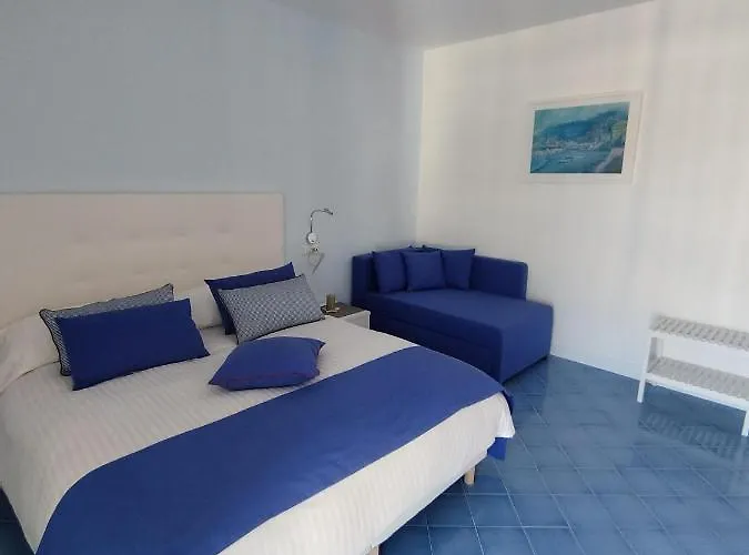 Domus Sole 4*